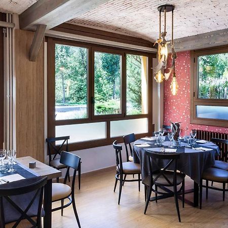 Fonda Farre Hotel Baro  ภายนอก รูปภาพ