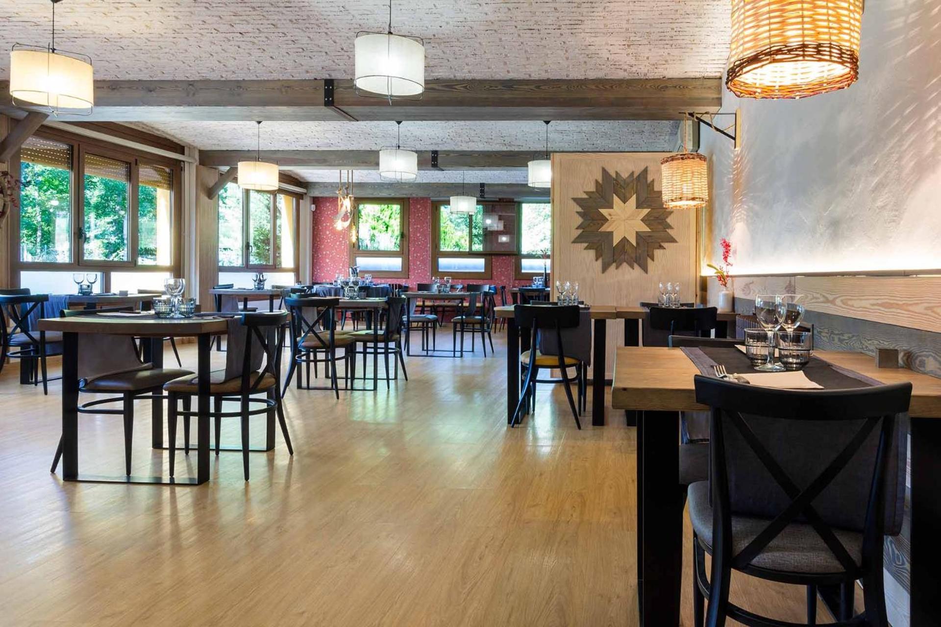 Fonda Farre Hotel Baro  ภายนอก รูปภาพ